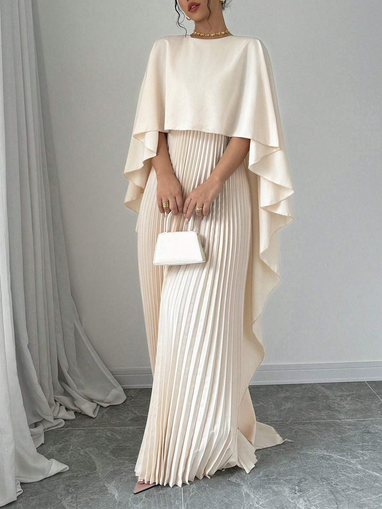 Pleated Maxi Dress – Loose Fit with Ruffles Fashion Junki